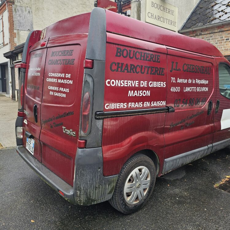 RENAULT TRAFIC dci 100, 1ère mise en circulation 22/12/2005, 278029 km
